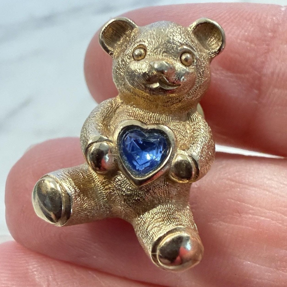Avon Lapel Pin Teddy Bear Blue Rhinestone Heart September Vintage
